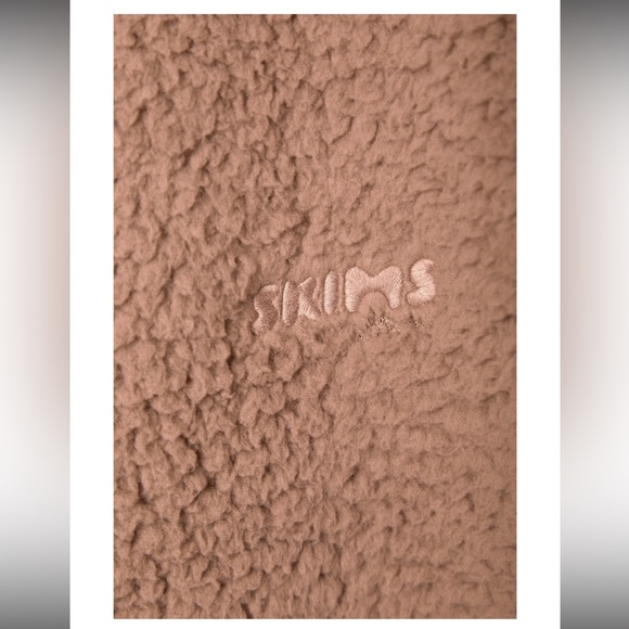 SKIMS Teddy fleece joggers Tiger’s Eye M - Picture 3 of 3